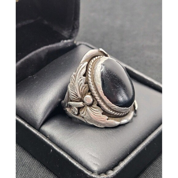Native American Signed “RB” Sterling Silver & Onyx Navajo Ring 12.32g Adjustable - Picture 2 of 9